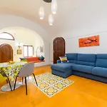 Estate4home - Casa Bouganville